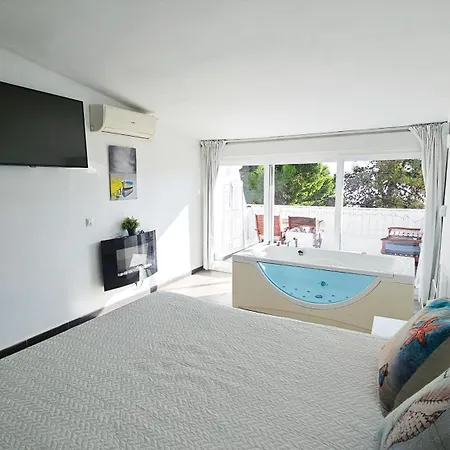 Apto Junto La Playa El Cristo Cerca De Puerto Διαμέρισμα *